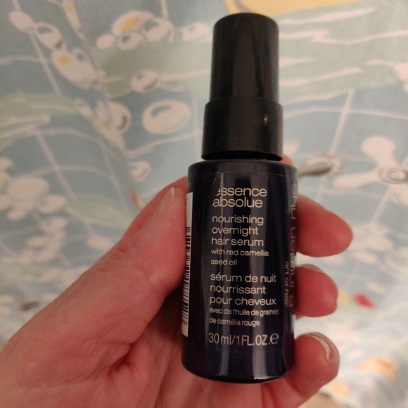 Shu Uemura Essence Absolue travel size - Picture 4 of 4